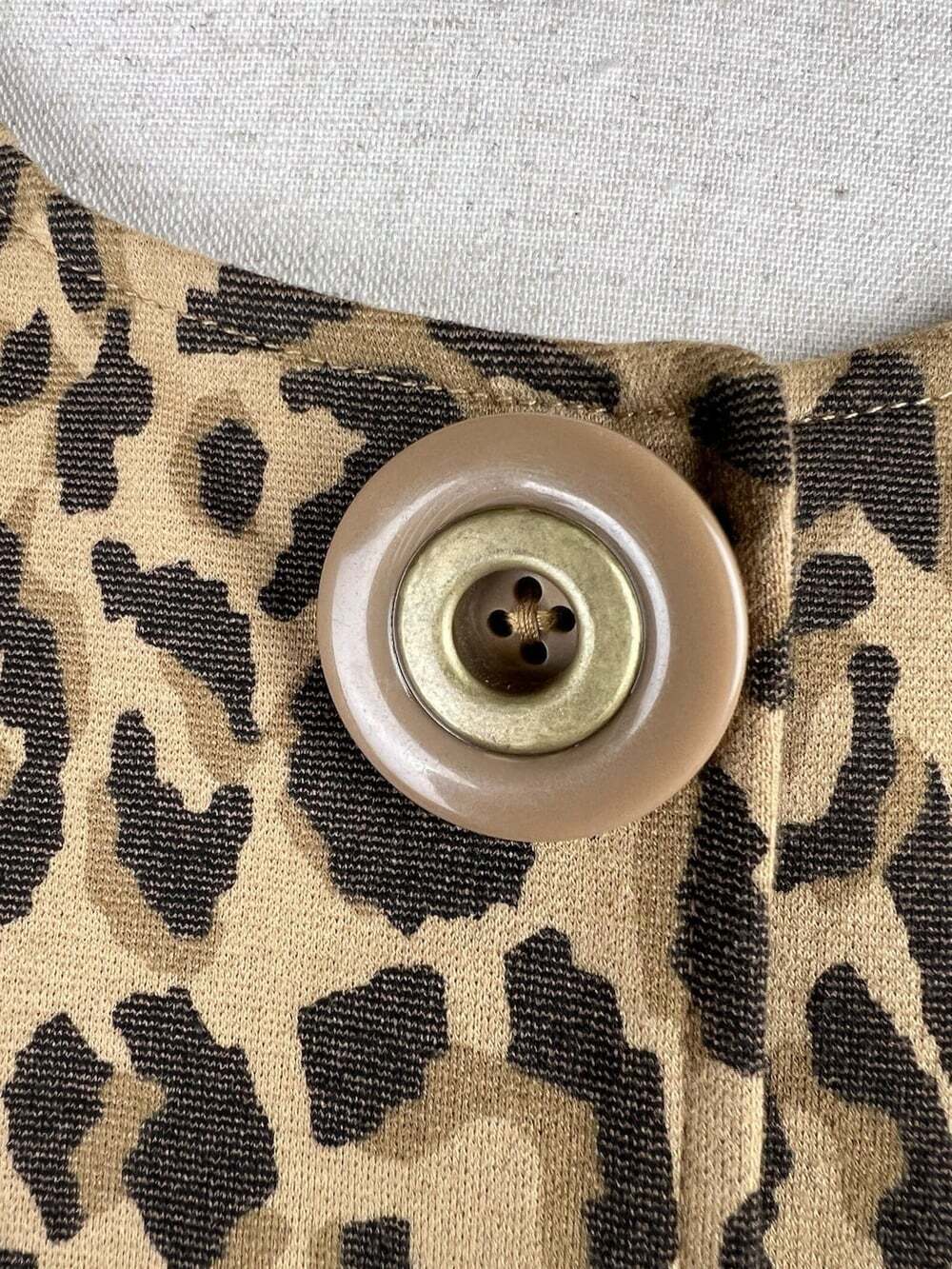 Carol Anderson by Invitation CAbi Estate Jacket M Leopard Animal Print Style 990 - Picture 3 of 10